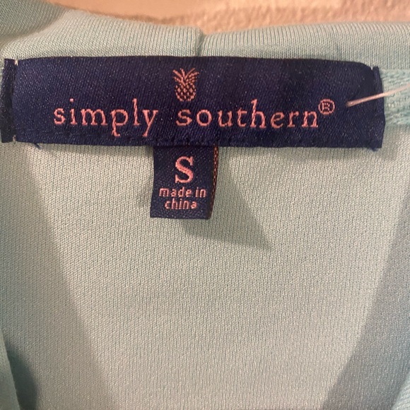 Simply Southern woman’s Aqua Blue Cropped Hoodie - Picture 8 of 11